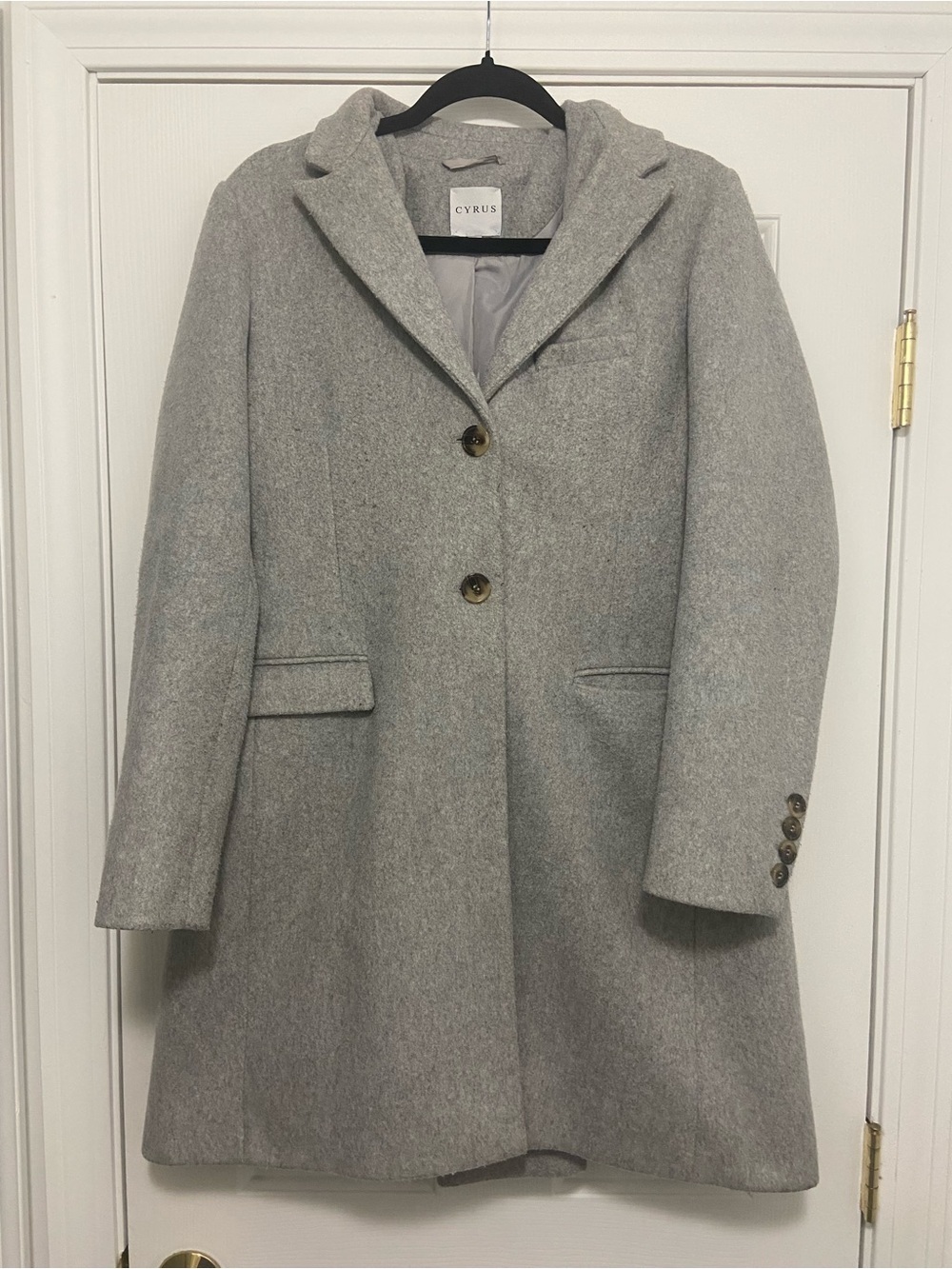 Cyrus Women’s Large Light Gray Single-Breasted Trench Coat